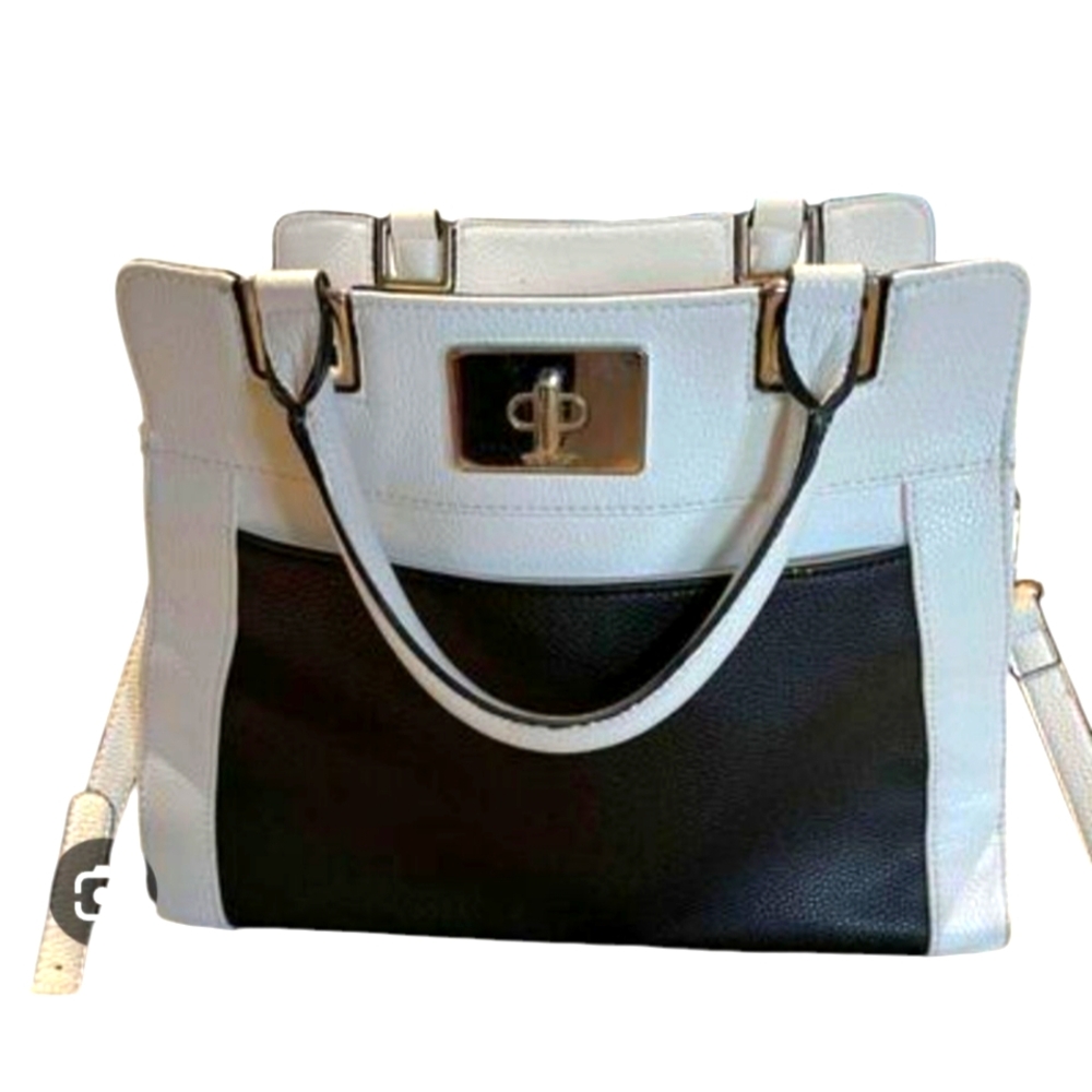 NEW NINE WEST BLACK & WHITE CROSSBODY